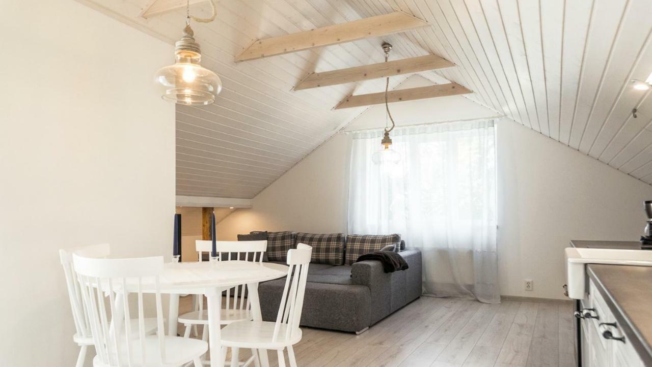 Best Stay- Paernu With Garden Exterior photo